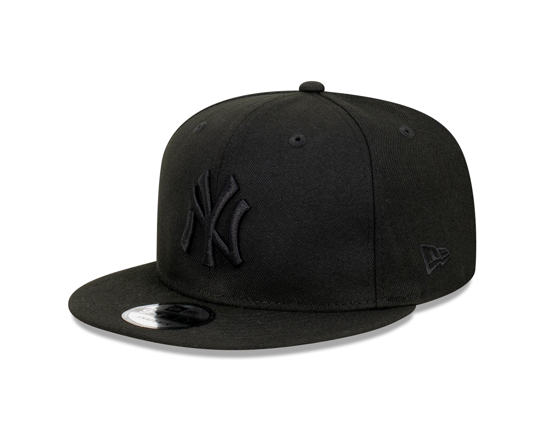 New Era New York Yankees Black on Black 9FIFTY Snapback
