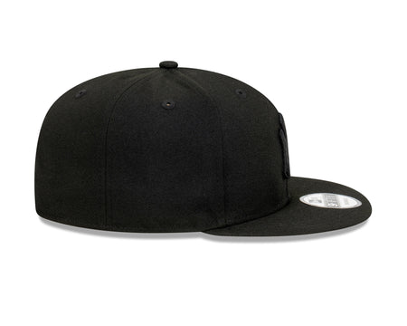 New Era New York Yankees Black on Black 9FIFTY Snapback