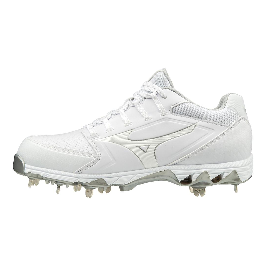 Mizuno swift shop softball cleats